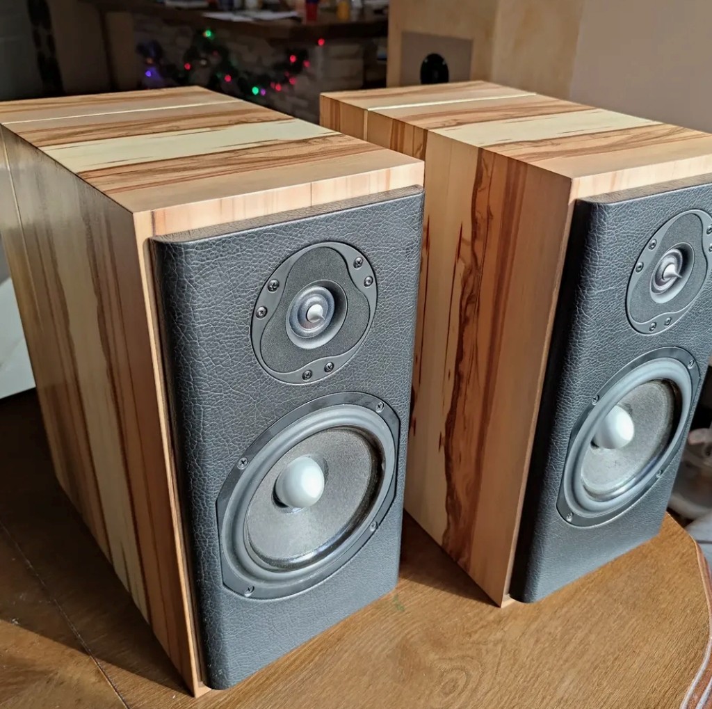 Monitor 6 — monitor zvučnik Hunder Audio, ručno rađen hi-fi